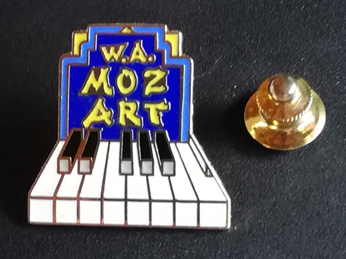 Mozart - Wolfgang Amadeus -   France pin